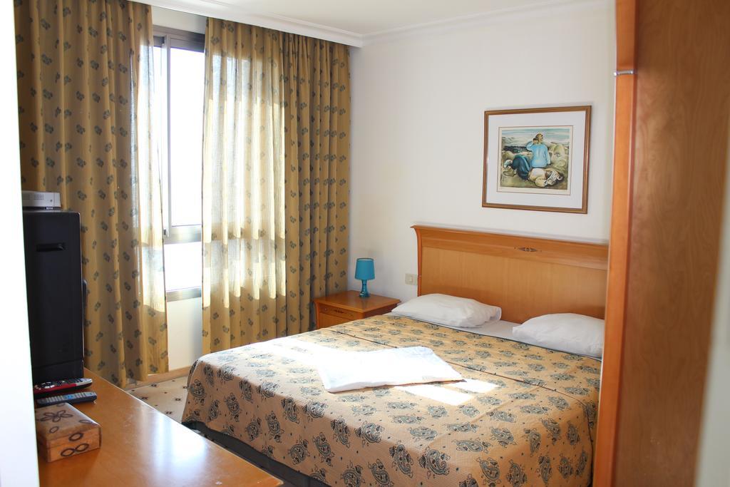 Studios By The Sea Haifa Room photo